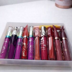 💄✨ Long-Lasting Lip Gloss & Matte Lip Gloss Bundle